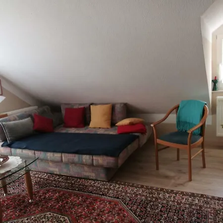 Apartment 2-zimmer Im Zentrum Von *